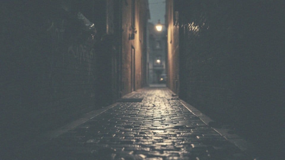 Co oznacza poczucie zagrożenia w kontekście nękania?