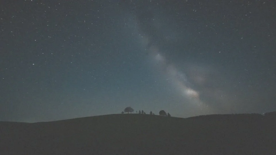 Jakie cechy ma Galaktyka, w której żyjemy?